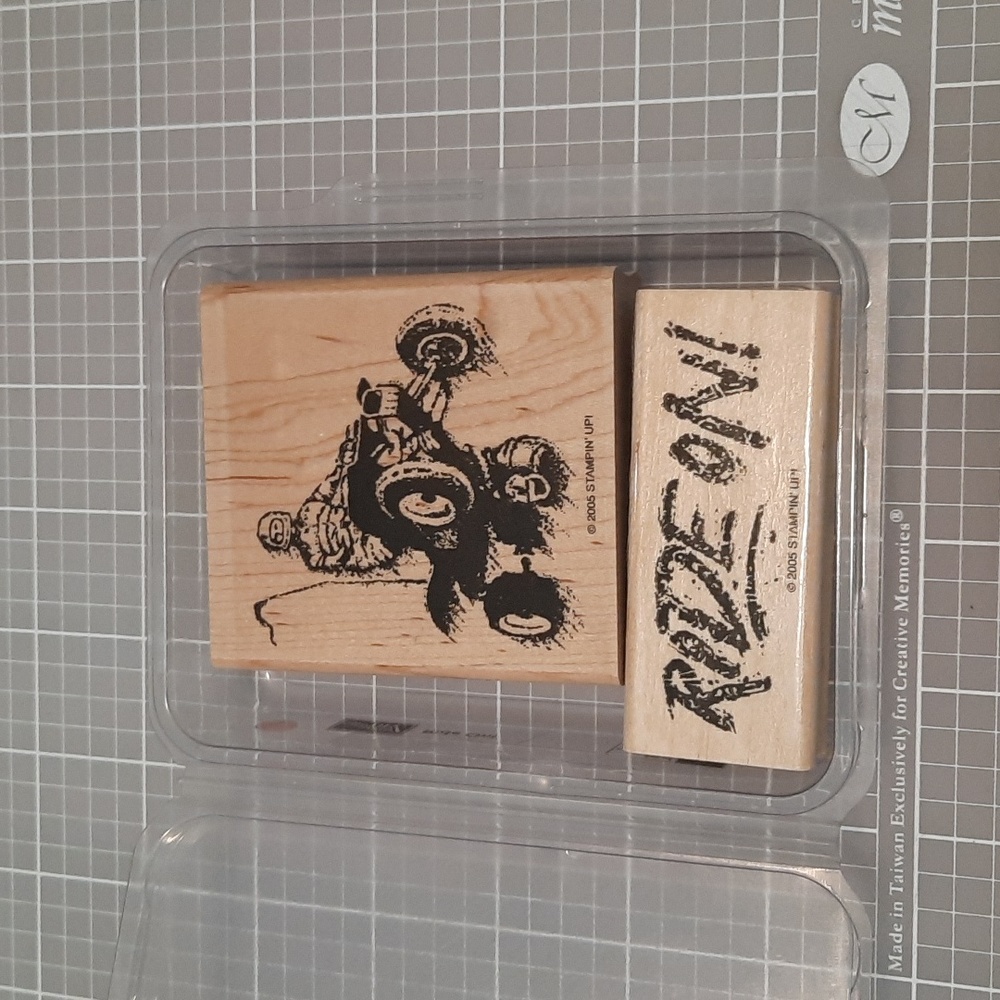 Ride On Rubber stamp set  2006